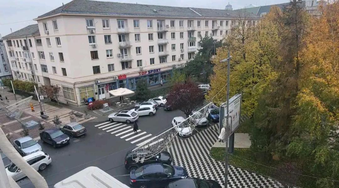 Garsoniera Centru Vechi English Park Krajowa Zewnętrze zdjęcie
